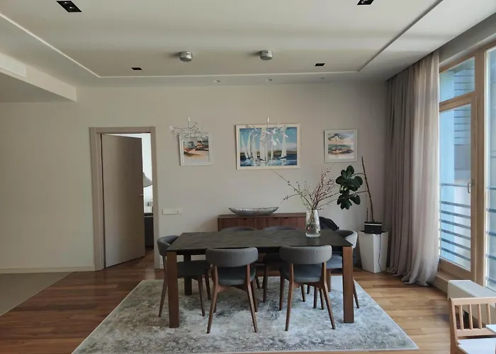 24 Apartments